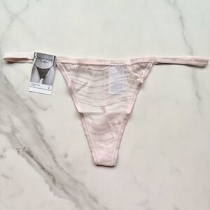NWT CALVIN KLEIN ALLOVER LACE STRING THONG PANTY IN NYMPH'S THIGH SIZE S/M/L/XL